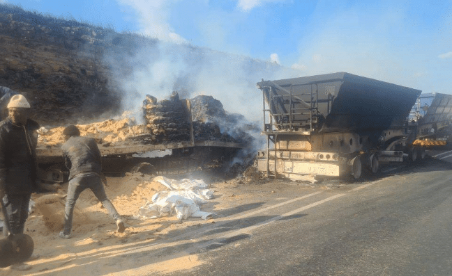 17 trucks torched on SA freeways.png