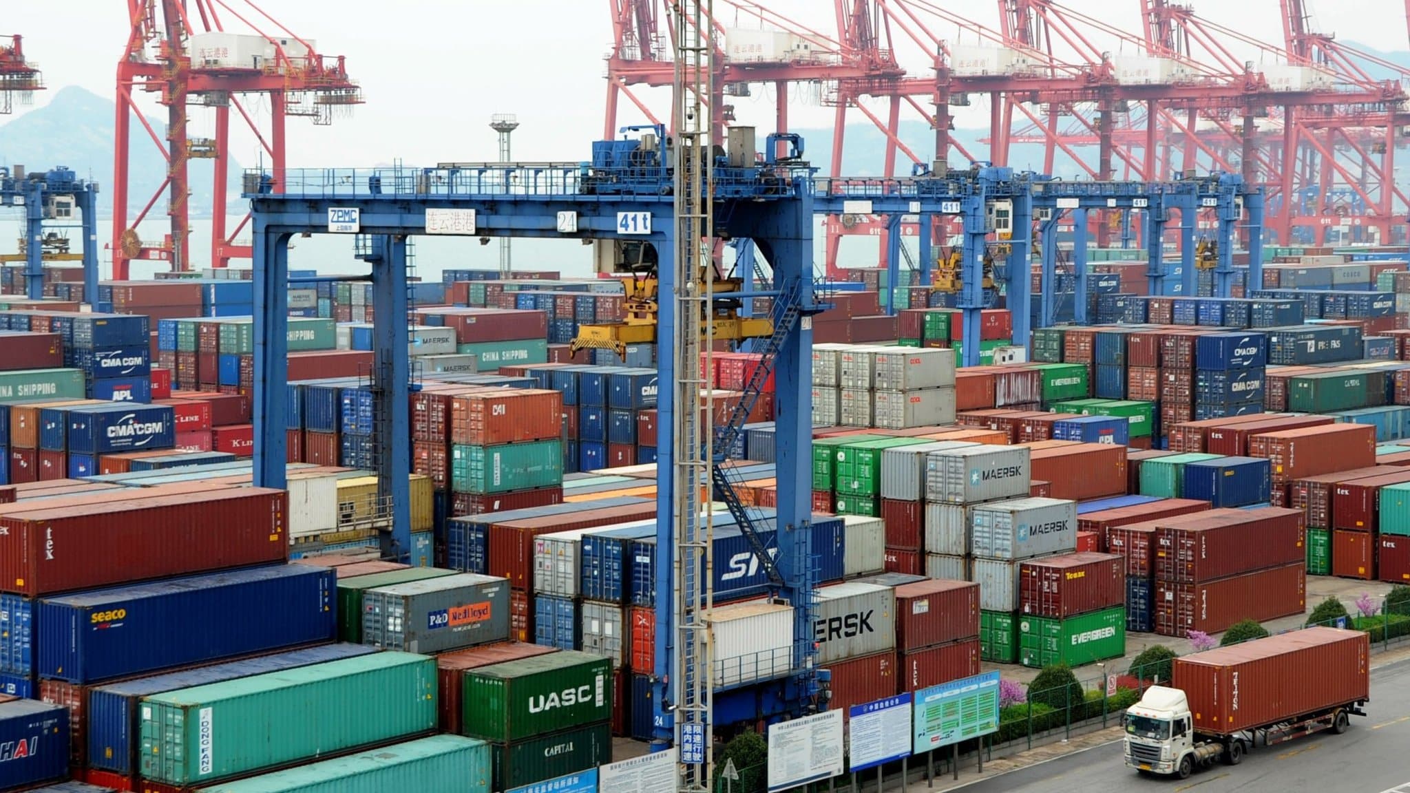 China's Exports Experience the Sharpest Decline in Over 3 Years