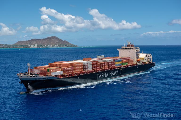 Pasha Hawaiis second LNG boxship calls Bay Area.jpeg
