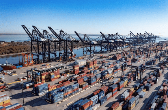 Port Houston reports record July for TEU volumes.png
