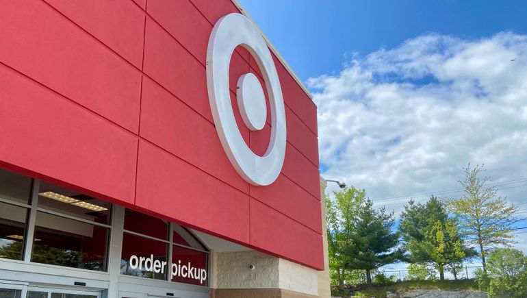 Targets operating profit leaps 273 after long battle against inventory.jpg