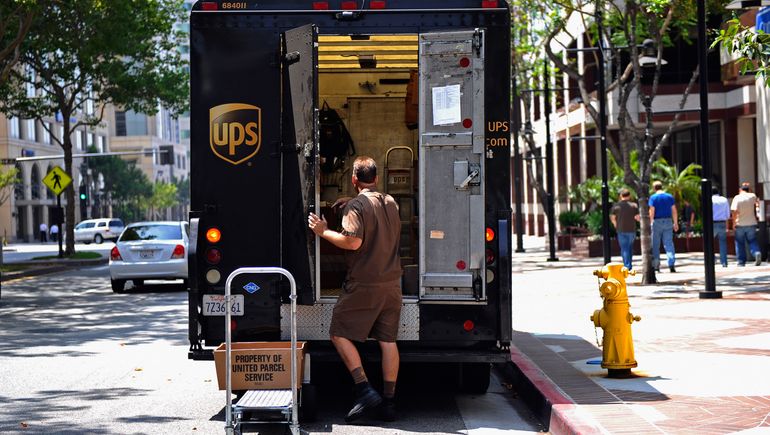 UPS-Teamsters contract ratified following employee vote