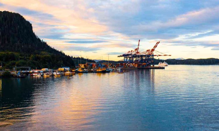 top 10 biggest ports in Canada 2024