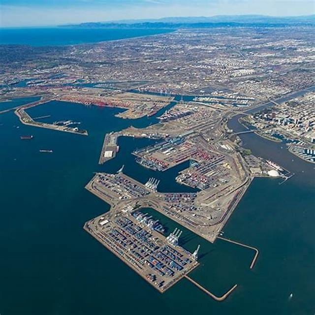 TOP 10 LARGEST PORTS IN NORTH AMERICA 2024